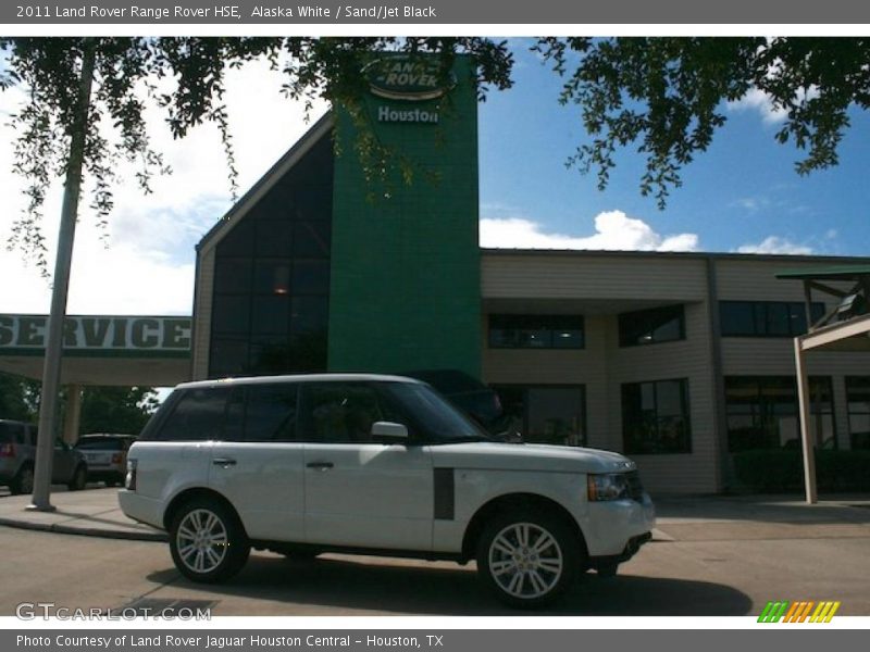 Alaska White / Sand/Jet Black 2011 Land Rover Range Rover HSE