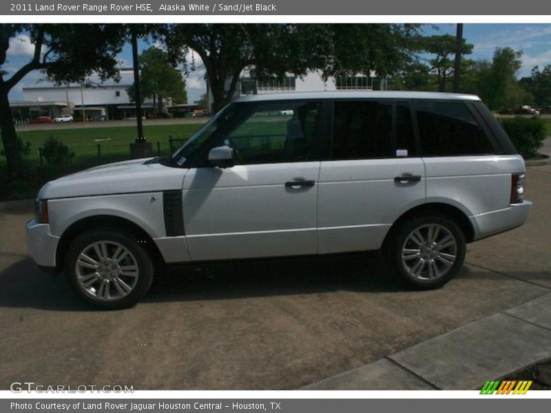 Alaska White / Sand/Jet Black 2011 Land Rover Range Rover HSE