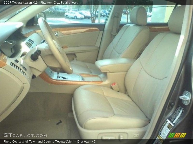 Phantom Gray Pearl / Ivory 2007 Toyota Avalon XLS