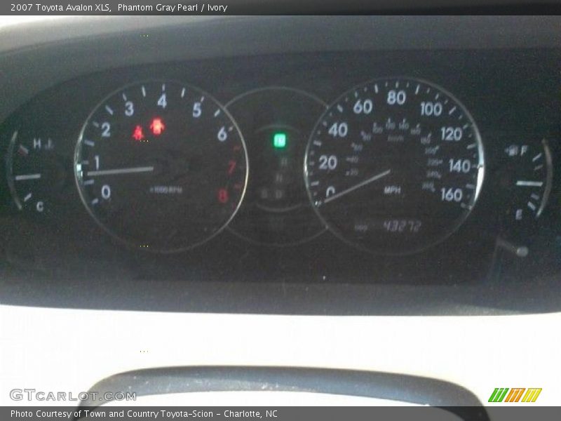 Phantom Gray Pearl / Ivory 2007 Toyota Avalon XLS