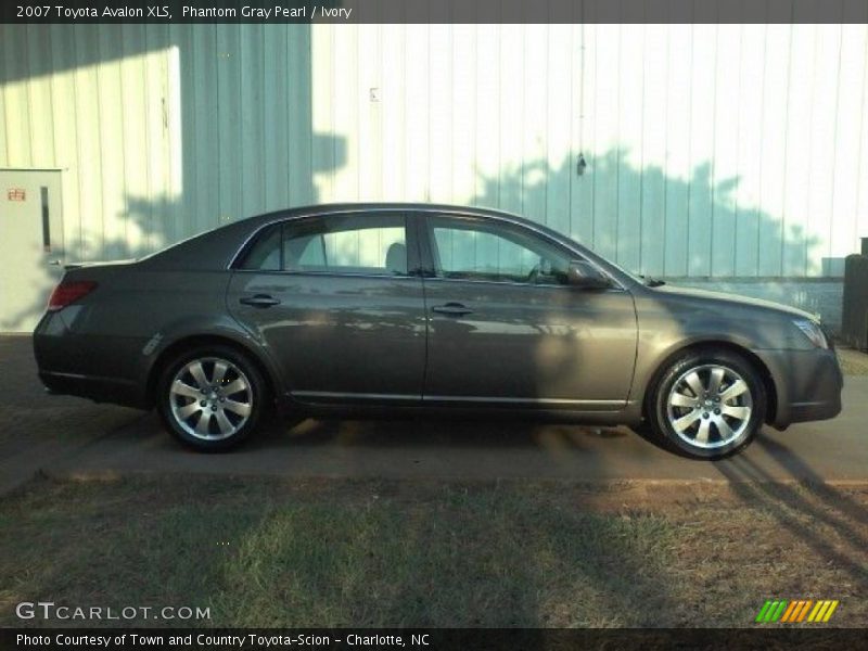 Phantom Gray Pearl / Ivory 2007 Toyota Avalon XLS