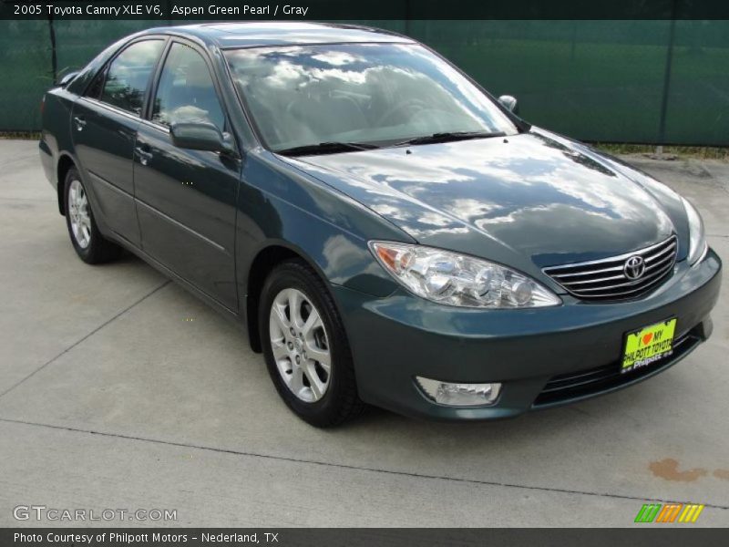 Aspen Green Pearl / Gray 2005 Toyota Camry XLE V6