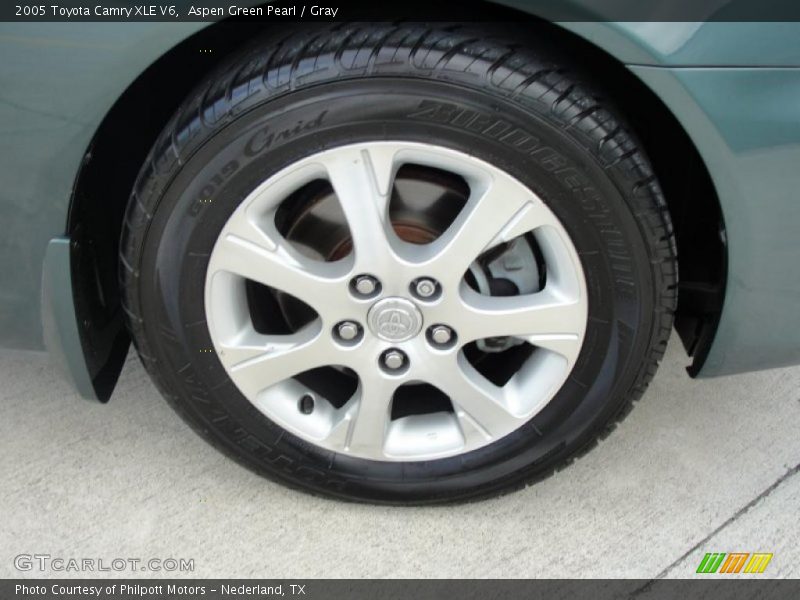 Aspen Green Pearl / Gray 2005 Toyota Camry XLE V6
