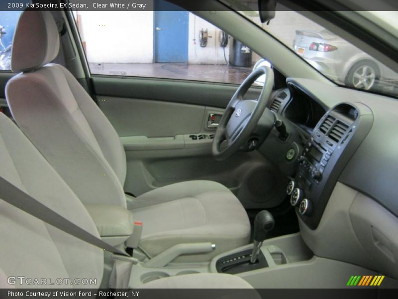 Clear White / Gray 2009 Kia Spectra EX Sedan
