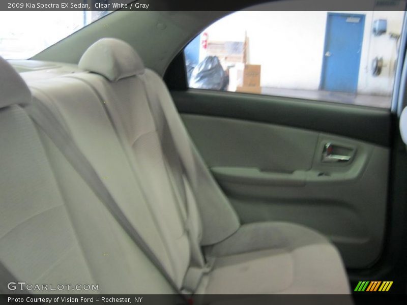 Clear White / Gray 2009 Kia Spectra EX Sedan