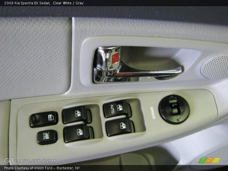 Clear White / Gray 2009 Kia Spectra EX Sedan
