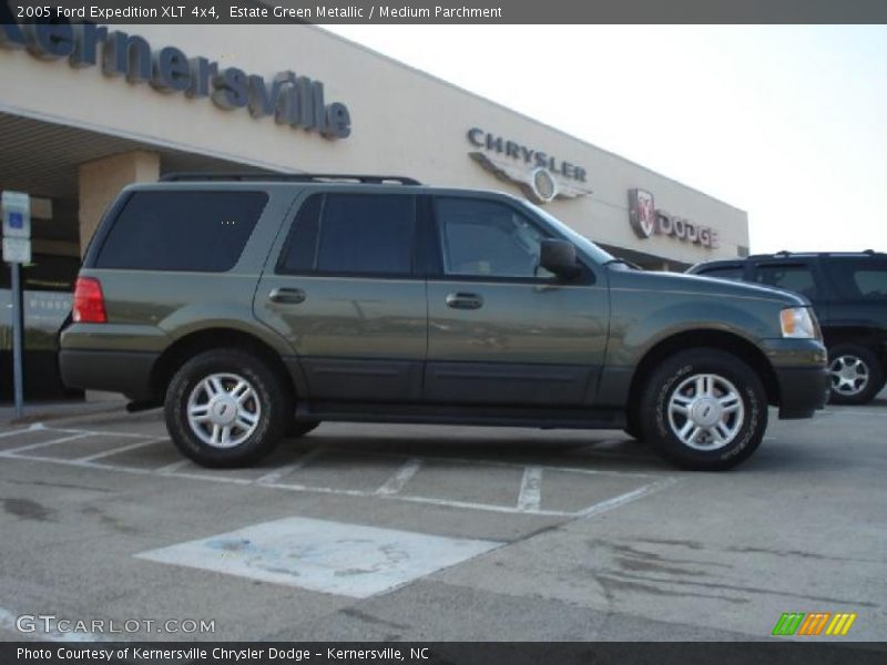 Estate Green Metallic / Medium Parchment 2005 Ford Expedition XLT 4x4