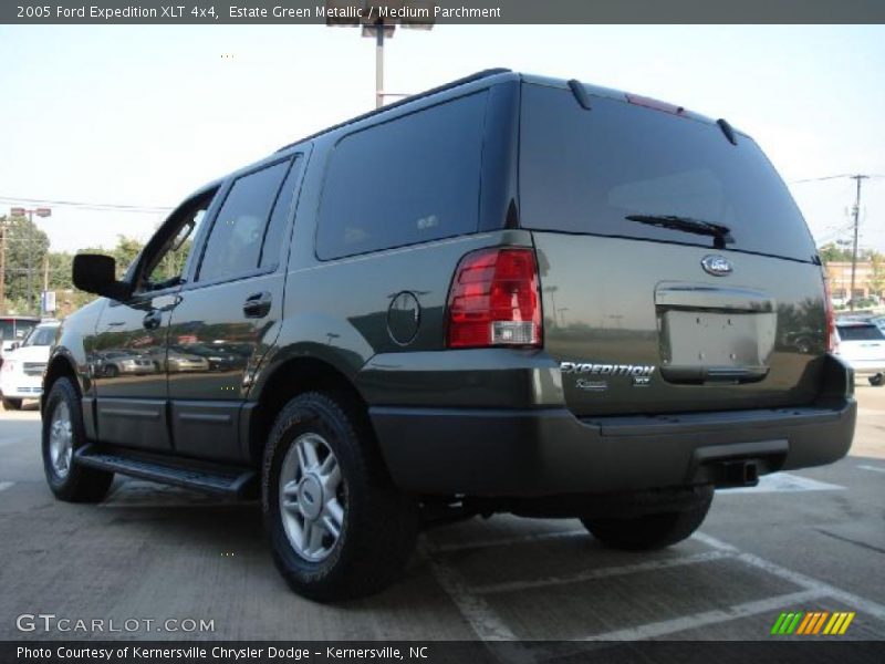 Estate Green Metallic / Medium Parchment 2005 Ford Expedition XLT 4x4