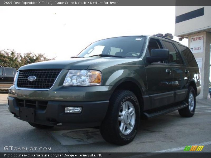 Estate Green Metallic / Medium Parchment 2005 Ford Expedition XLT 4x4