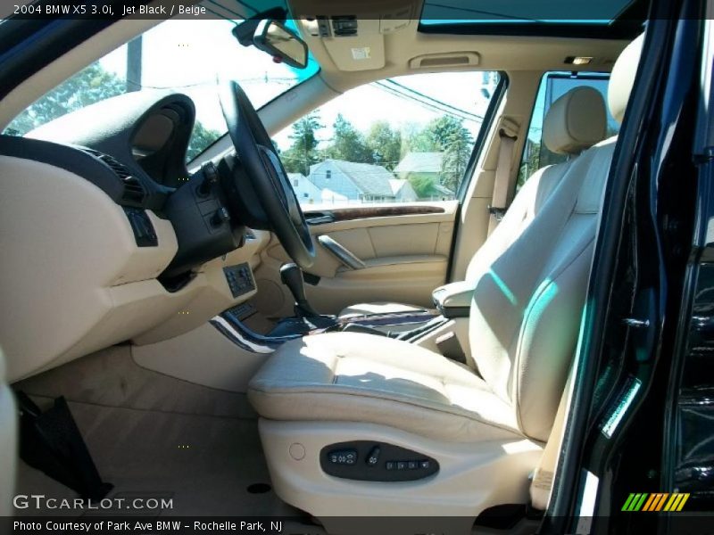 Jet Black / Beige 2004 BMW X5 3.0i