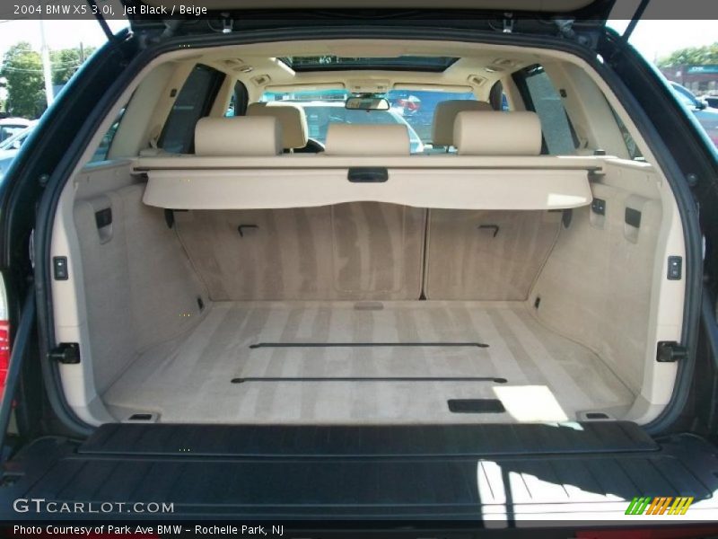 Jet Black / Beige 2004 BMW X5 3.0i