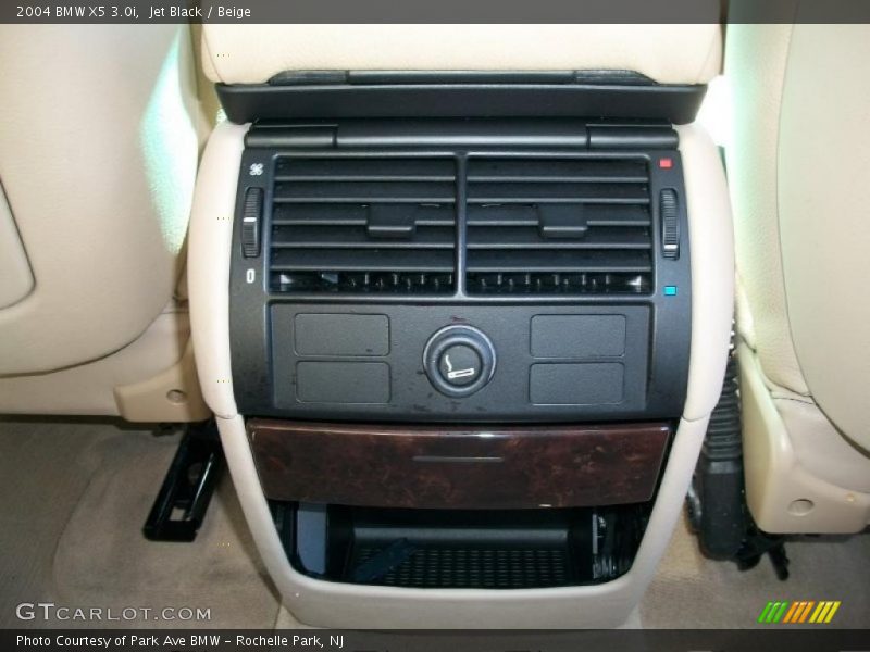 Jet Black / Beige 2004 BMW X5 3.0i
