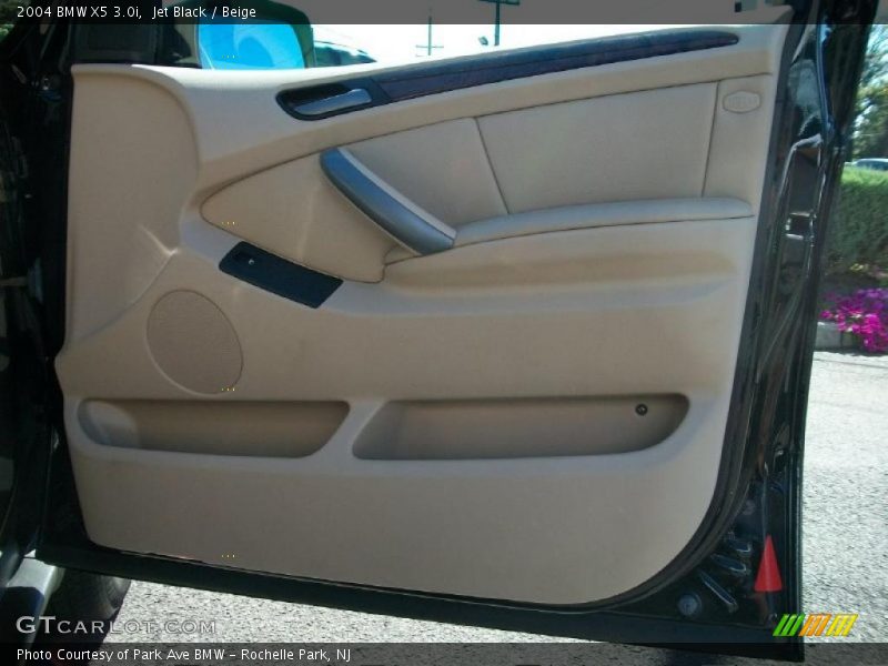 Jet Black / Beige 2004 BMW X5 3.0i
