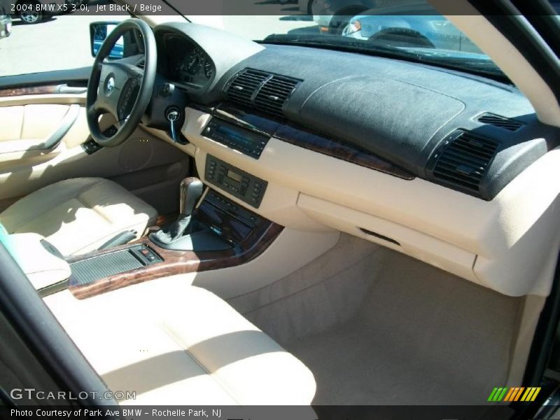 Jet Black / Beige 2004 BMW X5 3.0i