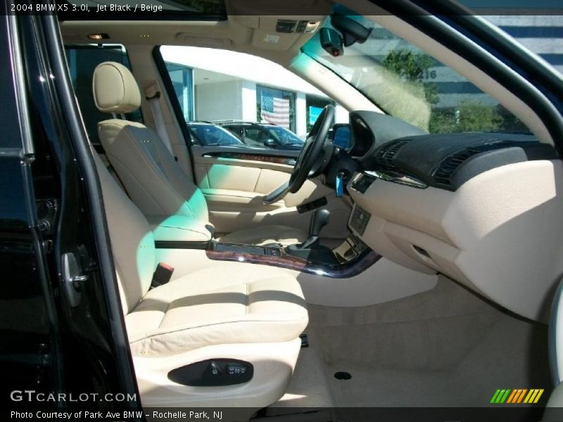 Jet Black / Beige 2004 BMW X5 3.0i