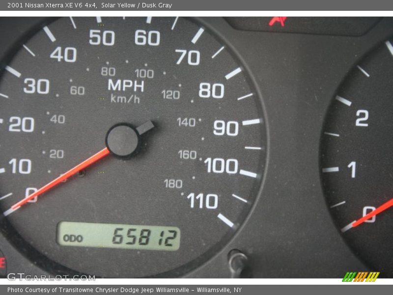 Solar Yellow / Dusk Gray 2001 Nissan Xterra XE V6 4x4