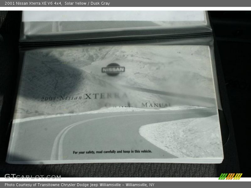 Solar Yellow / Dusk Gray 2001 Nissan Xterra XE V6 4x4