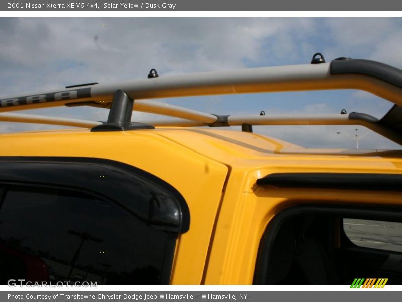 Solar Yellow / Dusk Gray 2001 Nissan Xterra XE V6 4x4