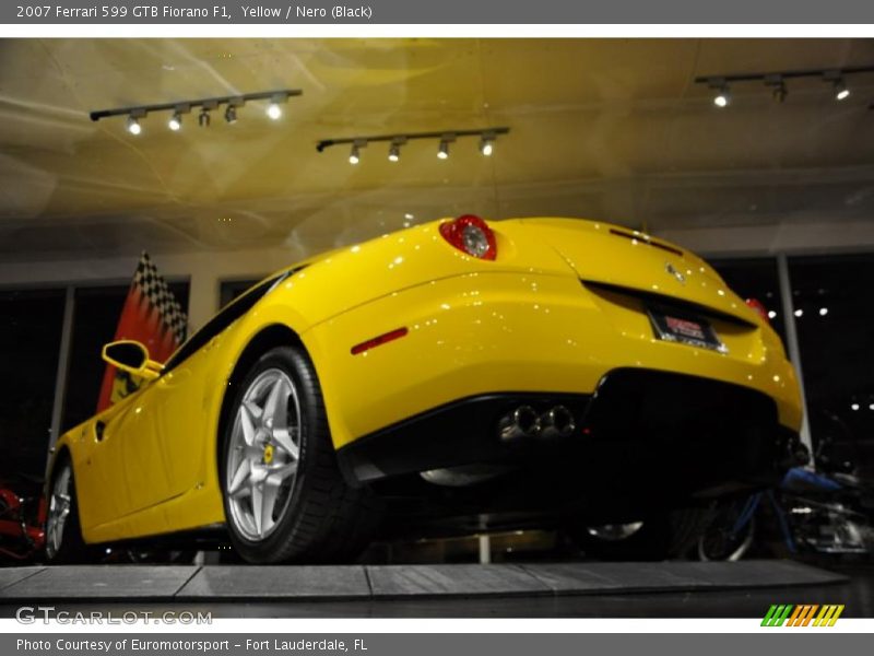 Yellow / Nero (Black) 2007 Ferrari 599 GTB Fiorano F1