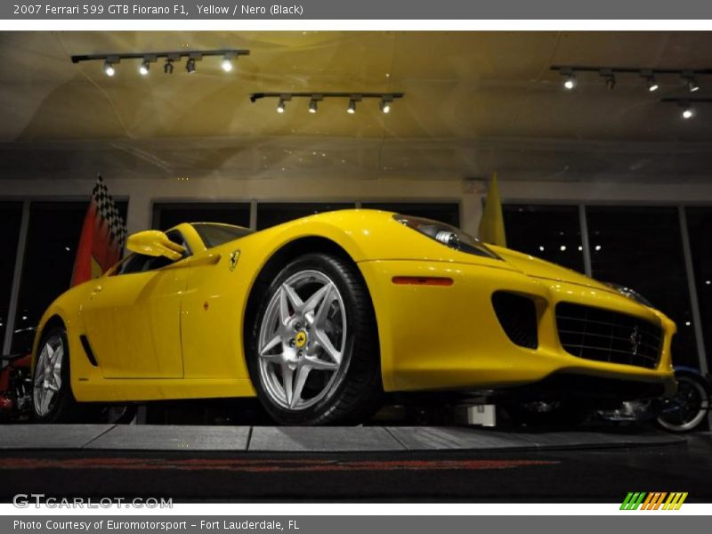 Yellow / Nero (Black) 2007 Ferrari 599 GTB Fiorano F1