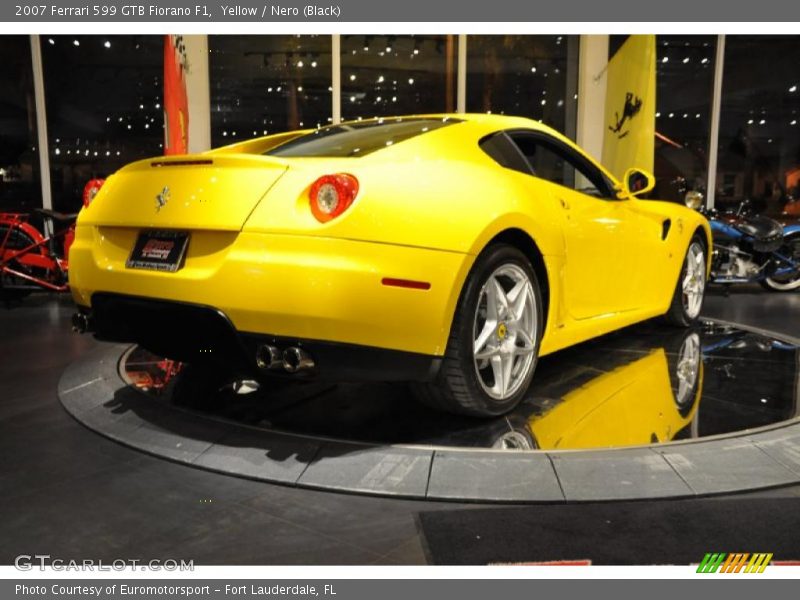 Yellow / Nero (Black) 2007 Ferrari 599 GTB Fiorano F1