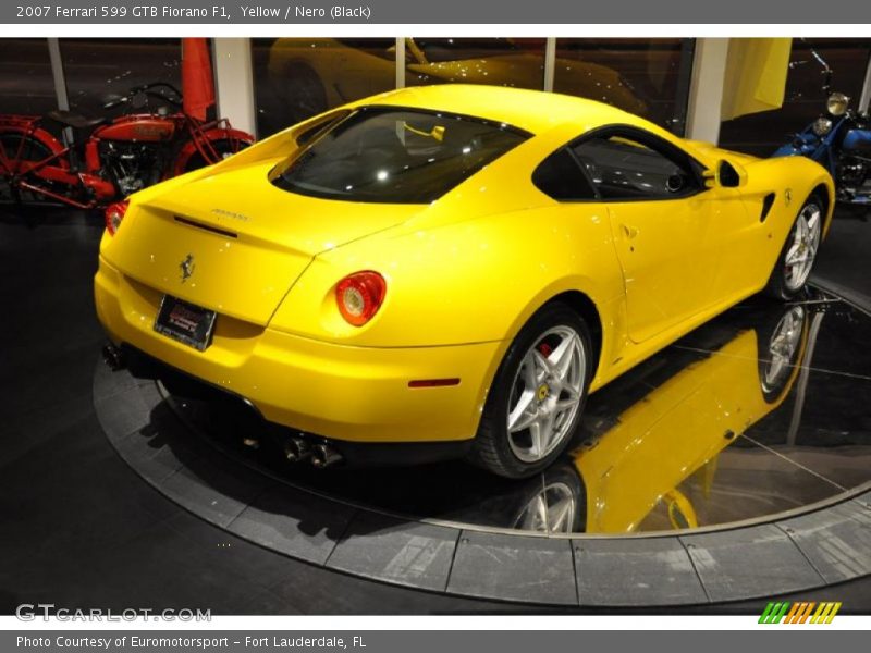 Yellow / Nero (Black) 2007 Ferrari 599 GTB Fiorano F1