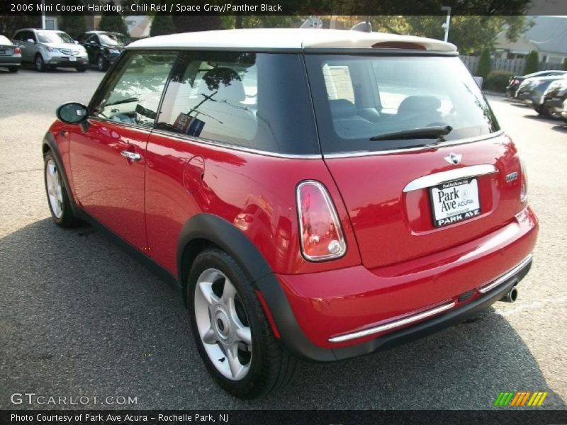 Chili Red / Space Gray/Panther Black 2006 Mini Cooper Hardtop