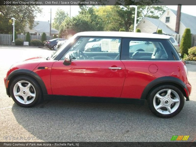 Chili Red / Space Gray/Panther Black 2006 Mini Cooper Hardtop