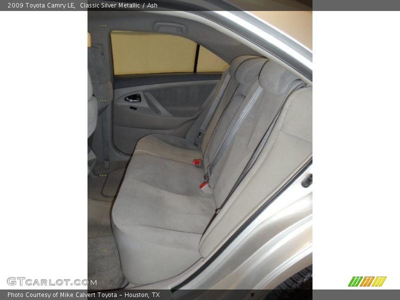 Classic Silver Metallic / Ash 2009 Toyota Camry LE