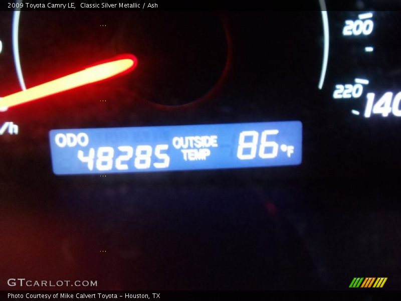 Classic Silver Metallic / Ash 2009 Toyota Camry LE