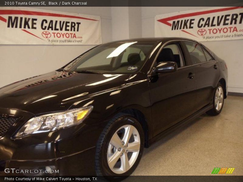 Black / Dark Charcoal 2010 Toyota Camry SE
