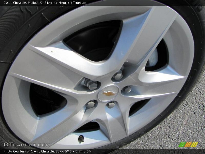 Silver Ice Metallic / Titanium 2011 Chevrolet Malibu LS
