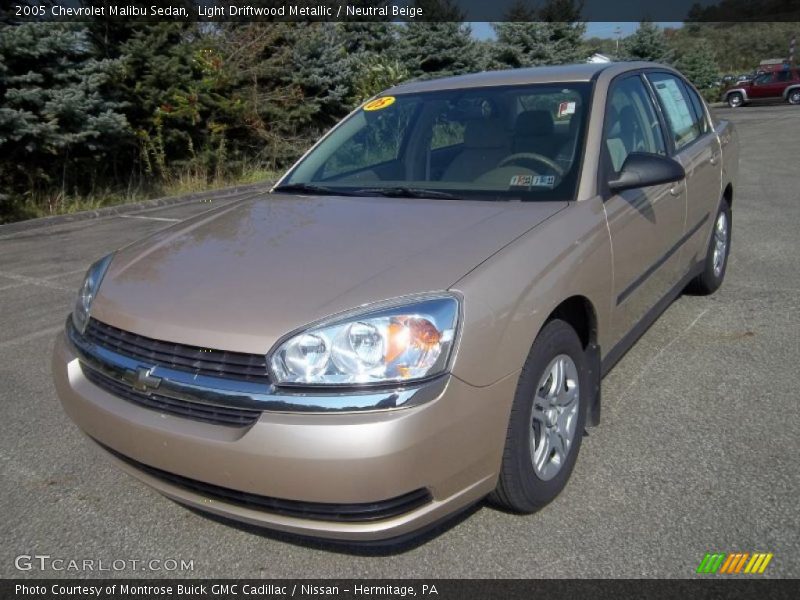 Light Driftwood Metallic / Neutral Beige 2005 Chevrolet Malibu Sedan