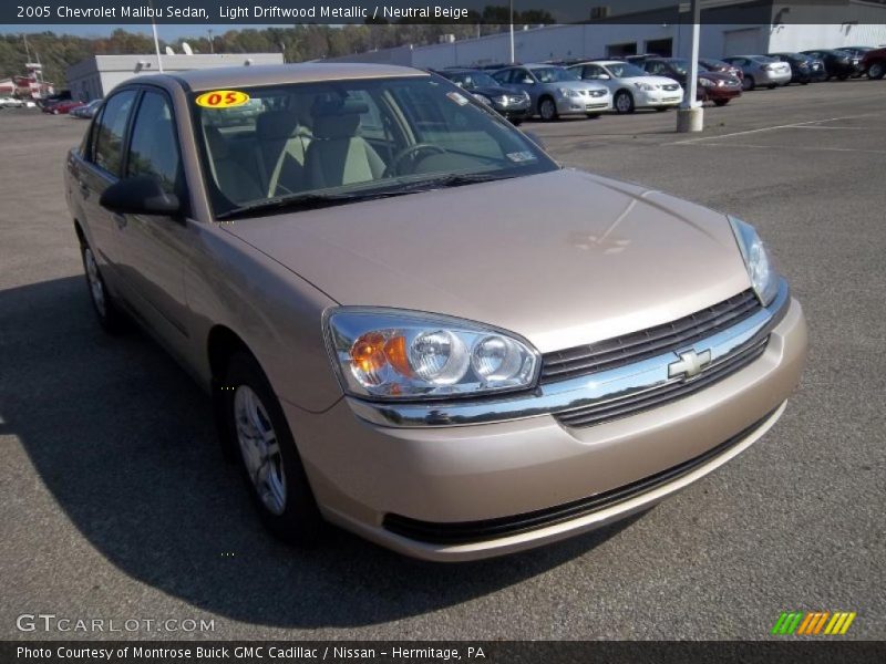 Light Driftwood Metallic / Neutral Beige 2005 Chevrolet Malibu Sedan