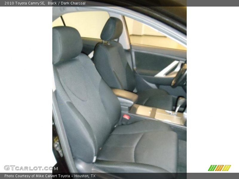 Black / Dark Charcoal 2010 Toyota Camry SE