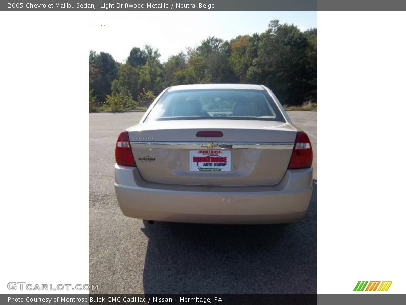 Light Driftwood Metallic / Neutral Beige 2005 Chevrolet Malibu Sedan