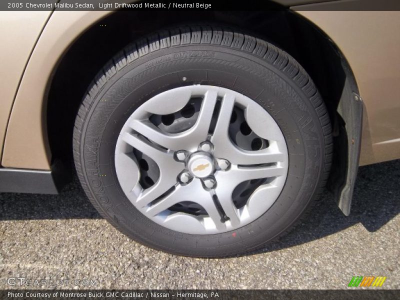 Light Driftwood Metallic / Neutral Beige 2005 Chevrolet Malibu Sedan