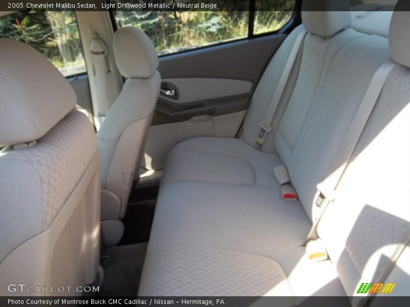 Light Driftwood Metallic / Neutral Beige 2005 Chevrolet Malibu Sedan