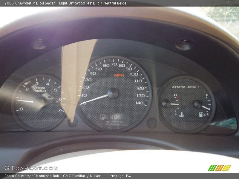 Light Driftwood Metallic / Neutral Beige 2005 Chevrolet Malibu Sedan