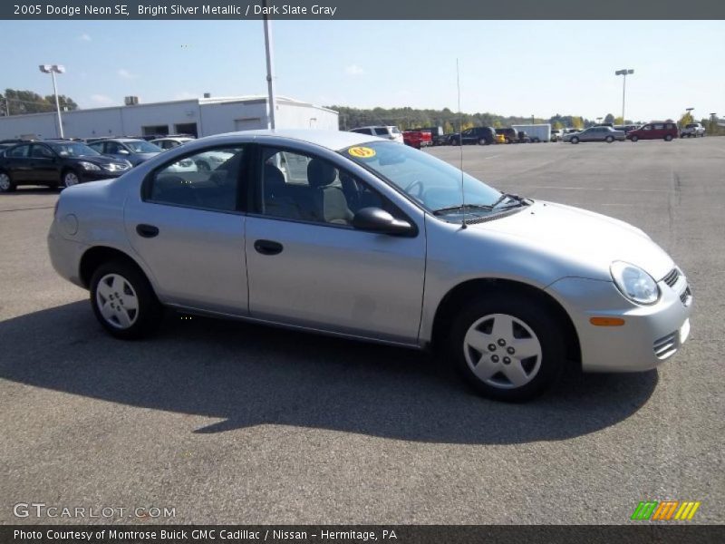 Bright Silver Metallic / Dark Slate Gray 2005 Dodge Neon SE