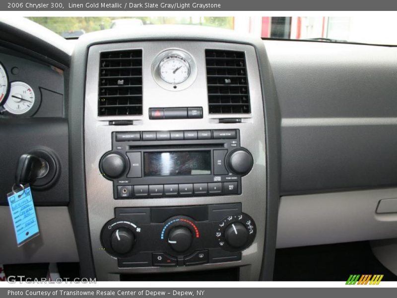 Linen Gold Metallic / Dark Slate Gray/Light Graystone 2006 Chrysler 300