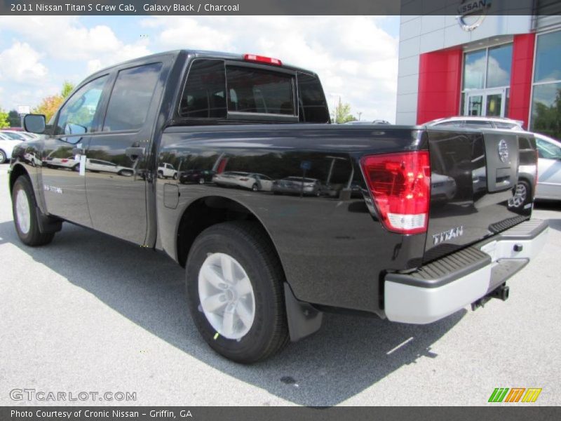Galaxy Black / Charcoal 2011 Nissan Titan S Crew Cab