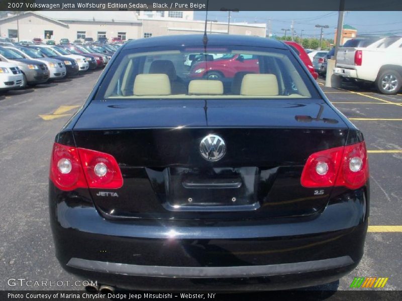 Black / Pure Beige 2007 Volkswagen Jetta Wolfsburg Edition Sedan