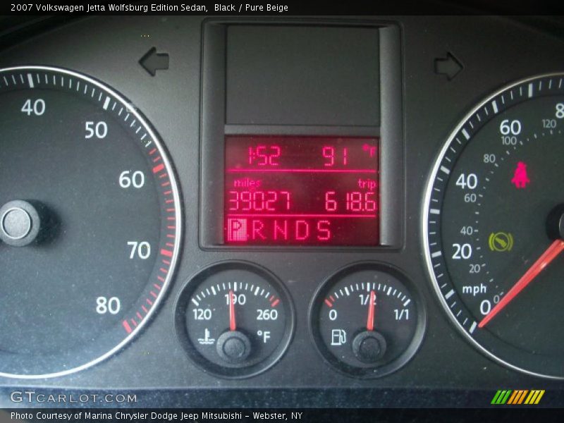 Black / Pure Beige 2007 Volkswagen Jetta Wolfsburg Edition Sedan