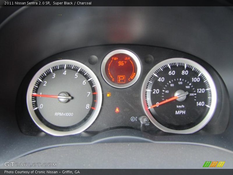 Super Black / Charcoal 2011 Nissan Sentra 2.0 SR