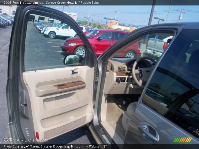 Spruce Green Metallic / Pebble Beige 2005 Ford Freestar Limited