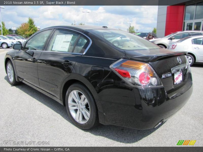 Super Black / Blond 2010 Nissan Altima 3.5 SR