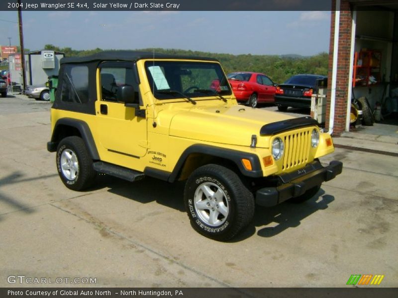 Solar Yellow / Dark Slate Gray 2004 Jeep Wrangler SE 4x4