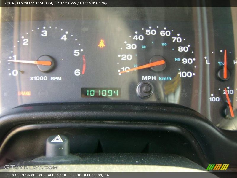 Solar Yellow / Dark Slate Gray 2004 Jeep Wrangler SE 4x4