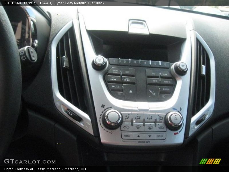 Cyber Gray Metallic / Jet Black 2011 GMC Terrain SLE AWD